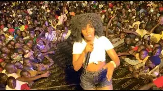 Vinka Full Perfomance At MUNI University