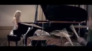 Trying to get to you from Elvis Presley played by Ladyva