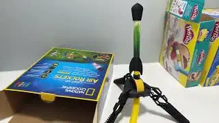 National Geographic Air Rocket Toy Unboxing the easy to use, kid friendly light up air rockets