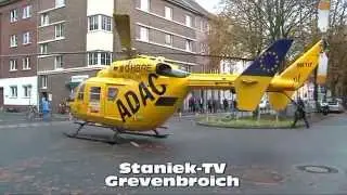 Punktlandung des RTH in Neuss auf einer Kreuzung nach Arbeitsunfall (23.10.2013)