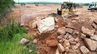 Mind Blowing Power Force Huge Stones Forward For Landfilling With Strong KOMATSU D68E BULLDOZER