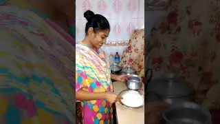 দুপুরে গরুর মাংস রান্না করা হয়েছে এজন্য তার সাথে সন্ধ্যায় চিতই পিঠা বানাতে হচ্ছে ||Vlogger by Akhi