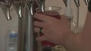 Texas coffee shop promises your drink will be ready in one minute or less, or it's free