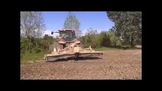 New Holland G240 con erpice rotante Maschio 5m