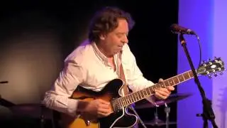 Hoene Duo And Friends Im Attic, The Chicken
