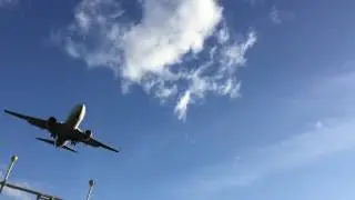 737 Landing low overhead Oslo airport