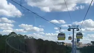 Disney Skyliner gondolas re-open