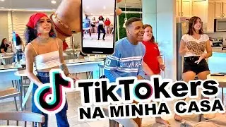 MINHA CASA ESTÁ CHEIA DE TIKTOKERS FAMOSOS