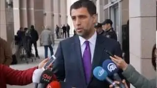 Former footballer Ş&uuml;k&uuml;r to re-run for parliament