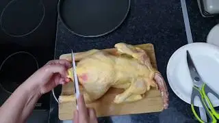 Si te Presim Pulen - Menyra me e Mire | How to Cut Up a Whole Chicken | 닭 자르는 법 치킨