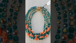 #necklace iridescent Swarovski crystals and orange Venetian glass pastes #vintage #bijoux #Couture📿