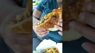 Must try food spot in Virginia Beach #shorts #foodie #foodreview #foodblogger #travel