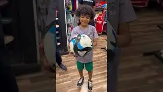 حمزاوي ضيع كورته بس جاب واحدة جديدة ⚽️❤️