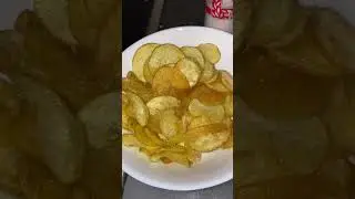 Hand cut Potato Chips in Barcelona