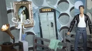 Dr Who Custom Tardis Playset - Special Weapons Dalek Custom and The Eighth Doctor from Dark Eyes.