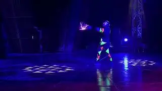 Omyd - Circus Artist