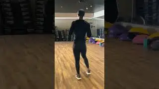 New challenge, &ldquo; twist and turn&rdquo;strong quads, glute and culve( The Prince of squads)