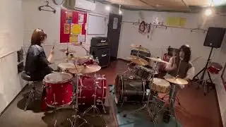 【Leland/The Cabs】ドラム姉妹