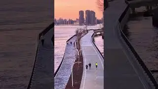 Sunrise views at the East River Esplanade (Sutton Place Park & East Midtown Greenway) New York City