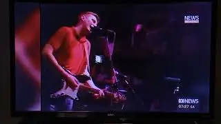 News Breakfast Breakfilter with Music