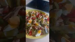 سلطة صحية🤤#saladecesar #salade #سلطة #grwm #fyp #اكسبلور #food #fyyyyyyyyyyyyyyyy #healthyfood