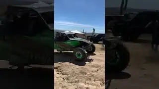 Rody Amaya pasando por el cruce de Todos Santos.💥🏁300, 2022 PROAJA#grttv #GrtatvOffroad #grtoffroad