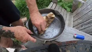 Restoring cast iron with vinegar pt 1, pans (the obsession begins)