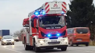 AutoScala Iveco Eurocargo Vigili Del Fuoco Treviso - Italian Ladder Fire Truck responding code3