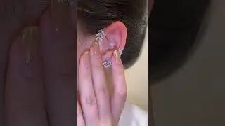 Full Crystal Butterfly Flower Single Crystal Ear Clip