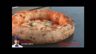Salvatore Lioniello presents the pizza oven Nonno Lillo gas fired