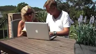 Sue and Jerry Smart -- Living The Laptop Lifestyle