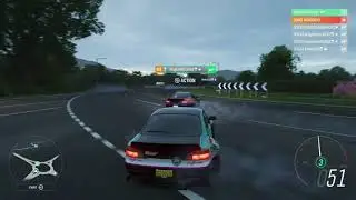 Tandeming around roundabout | Forza Horizon 4