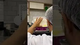 Aula de bolo decorado utilizando Stencil 👩&zwj;🍳