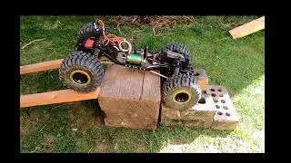 Stuck at home quick backyard course with my modifield redcat everest 10