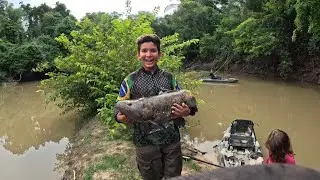 Peguei uma trairão monstro ! Obrigado Deus por me permitir fazer o que gosto ! 