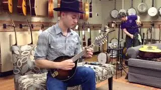 Julian Davis plays our Silver Angel A Teardrop mandolin