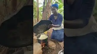 African Village life mom cooking cabbage for her children #africanvillagecooking #africanvillage