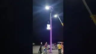 28. IoT Smart Street Lighting for Smart cities:Smart poles with LED display,AI camera,Speaker,GPS/5G