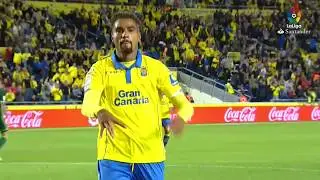 Kevin-Prince Boateng signs for FC Barcelona