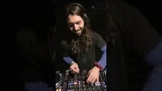 Static Core 01 &mdash; Live Session / 30min