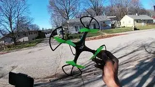 Дрон с Wi-Fi камерой за 15 долларов (предложения от Dollar General в Черную пятницу) &mdash; Sky Rider X-50 Dragonfly Rc Drone