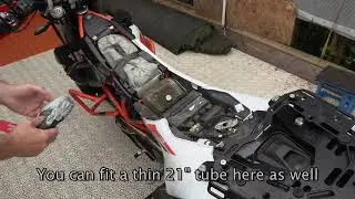 Tools, rade garage and KTM 690 Enduro R