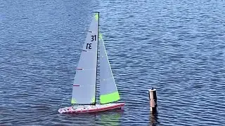 Bateau RC du dimanche matin le 30 novembre 2025 r&eacute;gate des plus de 80 cm