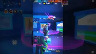 VS Hacker 🎯 | #fragproshooter #shorts #gaming