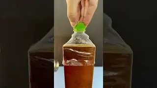 Be Sure to Remember This Bottle Trick for Easy Phone Charging #tricks #phone #bottle #tips