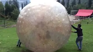 Solang Valley - Zorbing ball