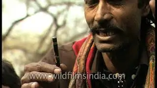 Streetside magic trick - the vanishing cigarette