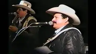 Cadetes Lupe y Rosendo corridos