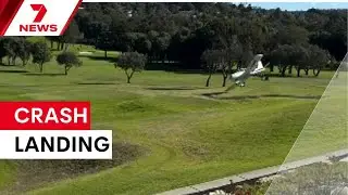 Wild moment light plane crashes at Mona Vale Golf Course | 7NEWS