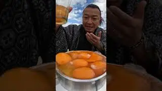 Large amount of rice with raw egg